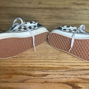 Vans Kids Sneakers Black and White with Gum Sole